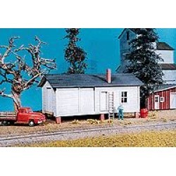 American Model Builders 706 HO Elevated Freight House Kit