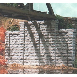 Chooch Enterprises 9800 HO Cut Stone Stepped Wall 2-Piece Set