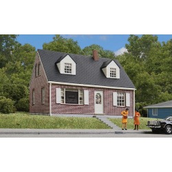 Walthers 933-3774 HO Brick Cape Cod House Kit