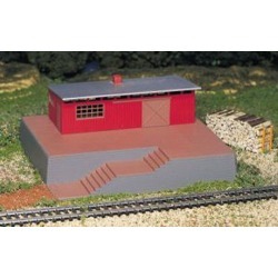 Bachmann 46209 HO Storage Building w/Steam Whistle Operating Accessori
