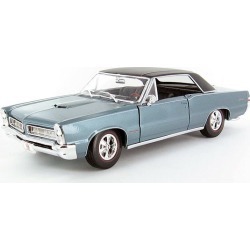 Maisto 31885MB 1:18 1965 Pontiac GTO Hurst Edition in Metallic Blue -