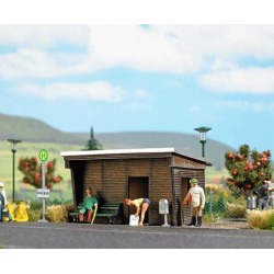 Busch 1458 Wood Bus Shelter