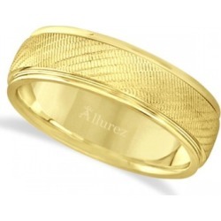 Diamond Cut Wedding Band For Men in 18k Yellow Gold (7mm)