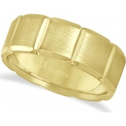 Diamond Carved Wedding Band For Men in 14k Yellow Gold (8mm)