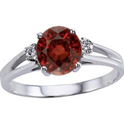 Tommaso Design� Genuine Garnet Ring