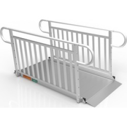 GATEWAY™ 3G Ramp with Vertical Picket Handrails