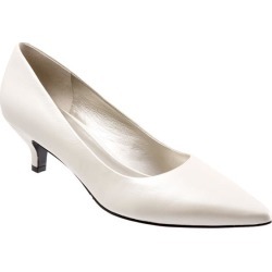 Trotters Paulina Women's Shoes White Pearl 8 Narrow (AA) found on Bargain Bro from trotters for USD $37.99